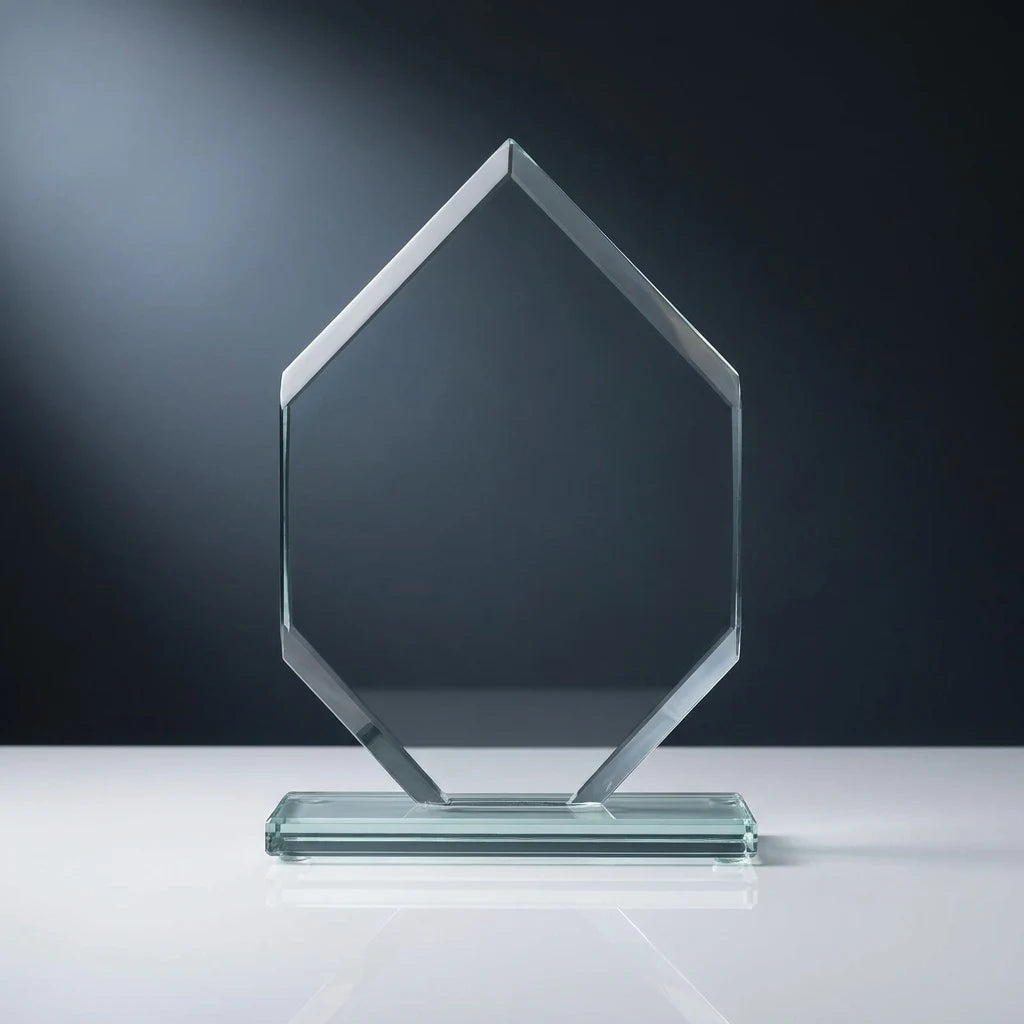 Glasstatuette (07-GS110)