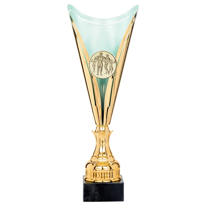 Goldpokal mit Deckel