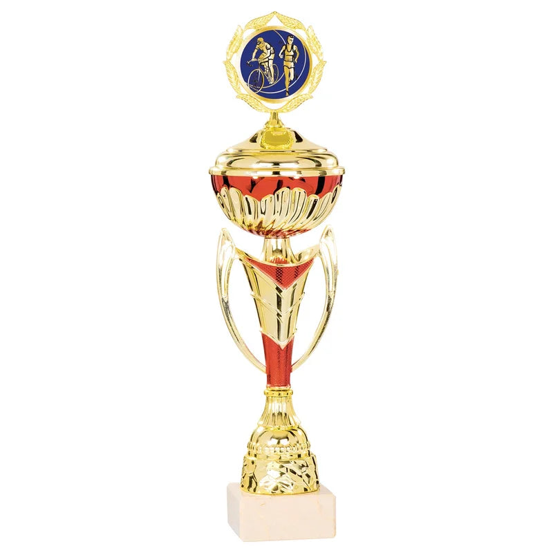 Goldpokal mit Deckel