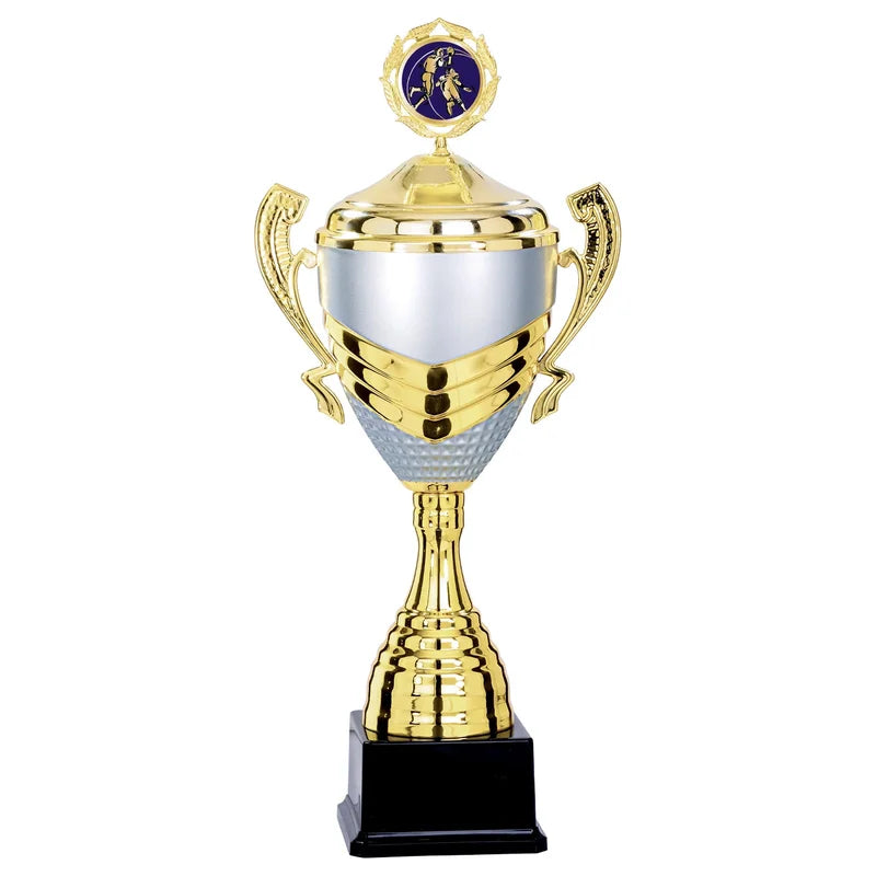 Goldpokal mit Deckel