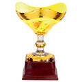 Goldpokal mit Deckel