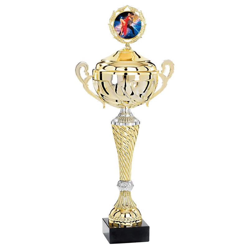 Goldpokal mit Deckel