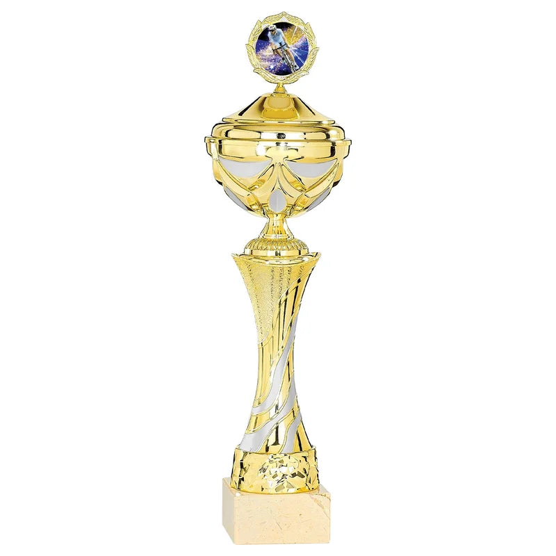 Goldpokal mit Deckel