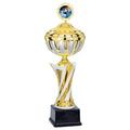 Goldpokal mit Deckel