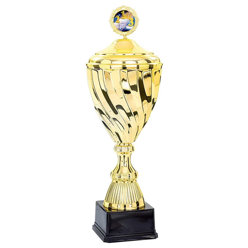 Goldpokal mit Deckel