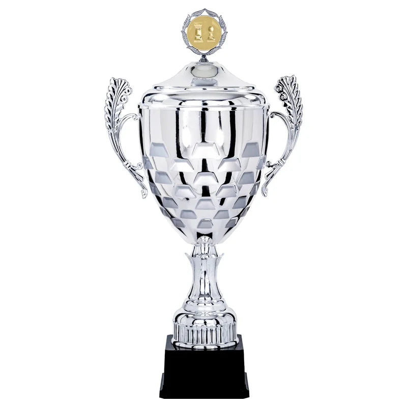 Goldpokal mit Deckel