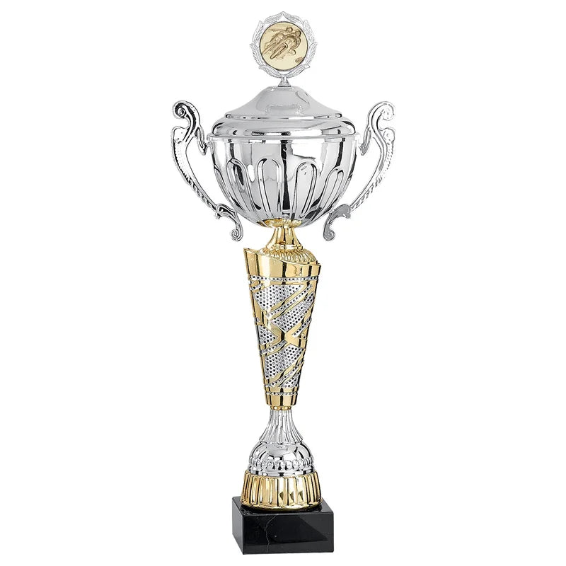 Goldpokal mit Deckel