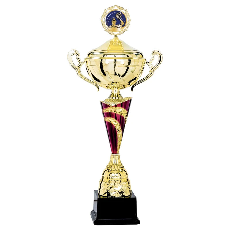 Goldpokal mit Deckel