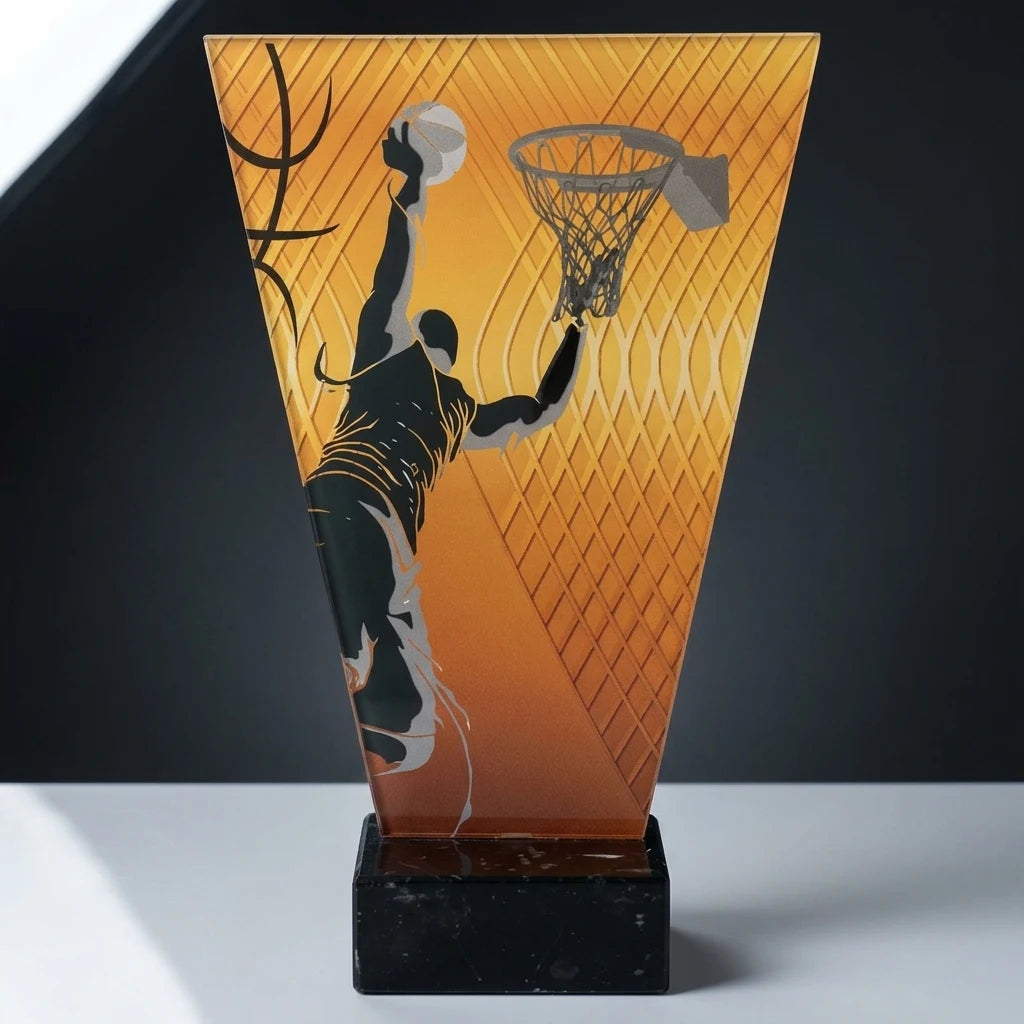 Monochrom Glastrophäe auf Marmorsockel Basketball (07-VL1_BAS_BK)