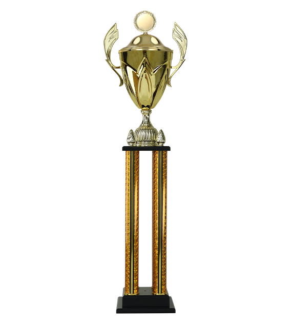 Goldpokal mit Deckel