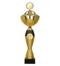 Pokal mit Deckel