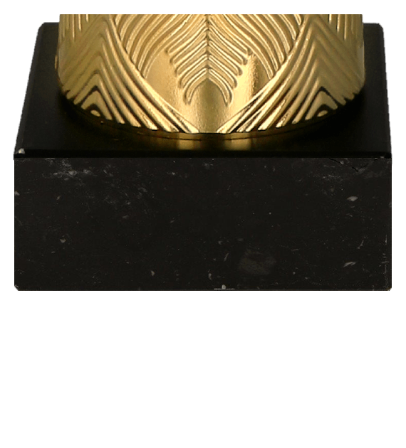 Pokal mit Deckel