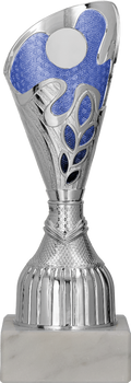 Pokal Kunststoff Silber Blau (emblemat 25mm)
