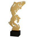 Metalltrophäe auf Marmorsockel Karpfen