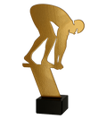Metalltrophäe auf Marmorsockel Schwimmen skok do wody