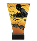 Monochrom Glastrophäe auf Marmorsockel Schwimmen